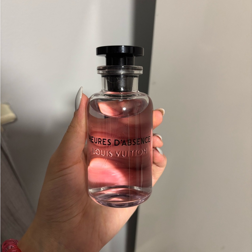Louis Vuitton Heures d'Absence Perfume with Pink Hue